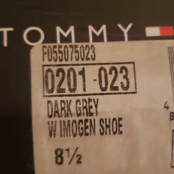 Tommy Hilfiger knee high grey equestrian-style boots - Picture 5 of 5